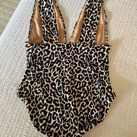 J Crew Factory Leopard 🐆 Swimsuit - Picture 2 of 7